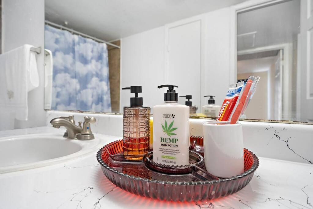 Cozy, Dedicated Workspace, Fast Wi-Fi Apartment Houston Kültér fotó