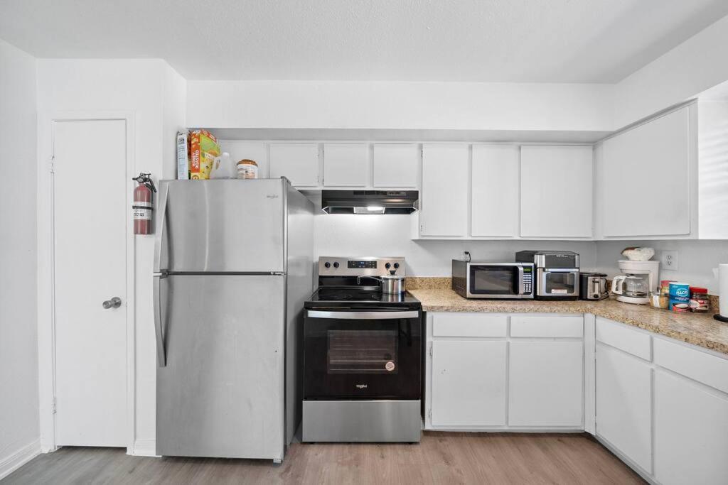 Cozy, Dedicated Workspace, Fast Wi-Fi Apartment Houston Kültér fotó