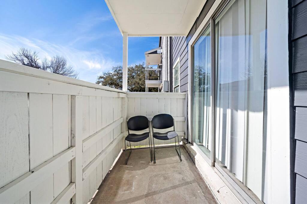 Cozy, Dedicated Workspace, Fast Wi-Fi Apartment Houston Kültér fotó