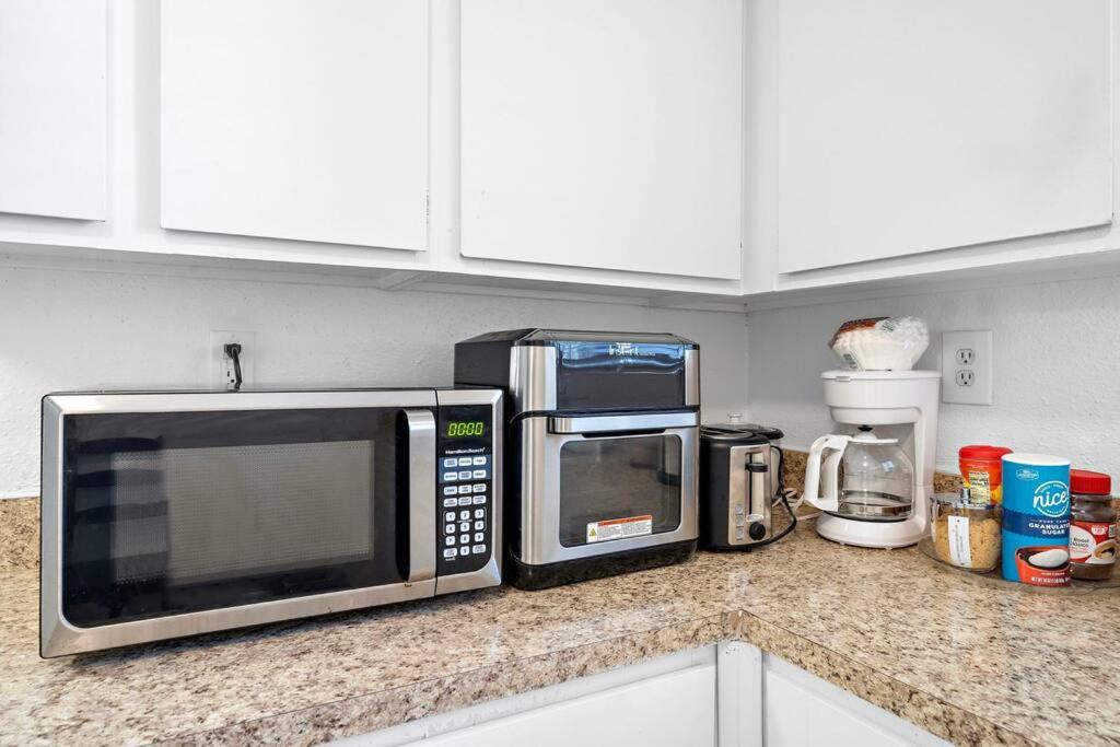 Cozy, Dedicated Workspace, Fast Wi-Fi Apartment Houston Kültér fotó